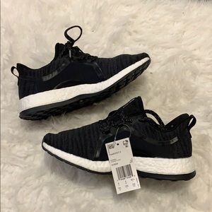 NWT Black pure boost X